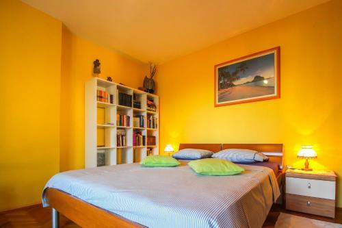 Apartments Mirta
