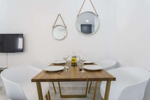 Apartamentos La Brujula By Cadizrentals