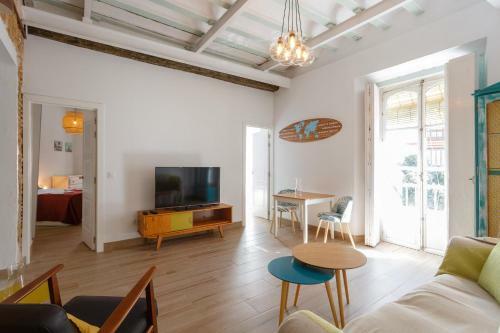 Divino Apartment By Cadiz4rentals