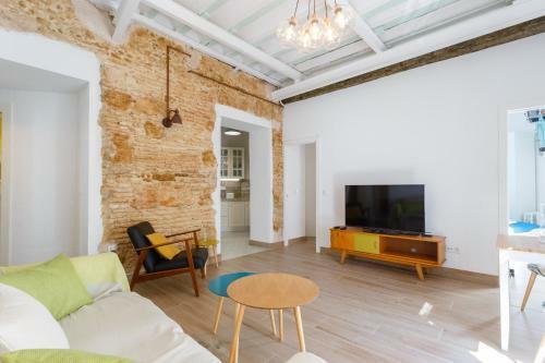 Divino Apartment By Cadiz4rentals