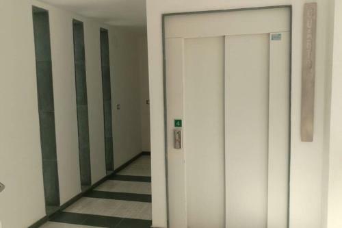 Apartamento �tico Con Terraza, Garaje, Ascensor Y Vistas Catedral