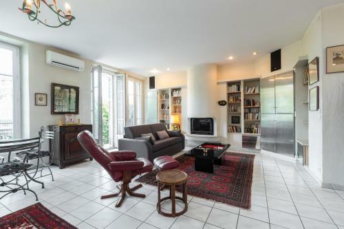 Apartamento Large 2 Bdrs Downtown - 6 Pax & AC