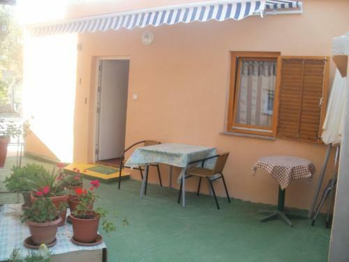 Apartments And Rooms Nediljko