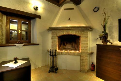 Hostal Traditional Stone House Kotli