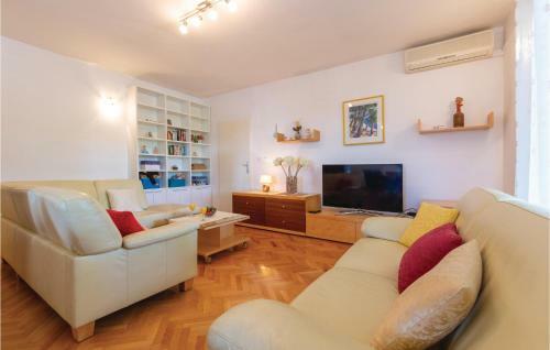 Holiday Home Stjepana Ivicevica I