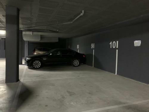 Apartments 100 M Away From The Beach With Parking