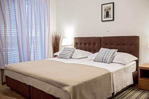 Hostal Rooms Margarita
