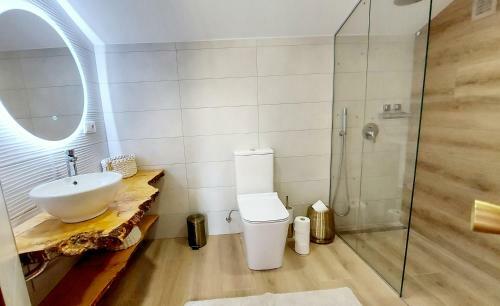 Apartamento Sunny Duplex In Front Of Campello Beach