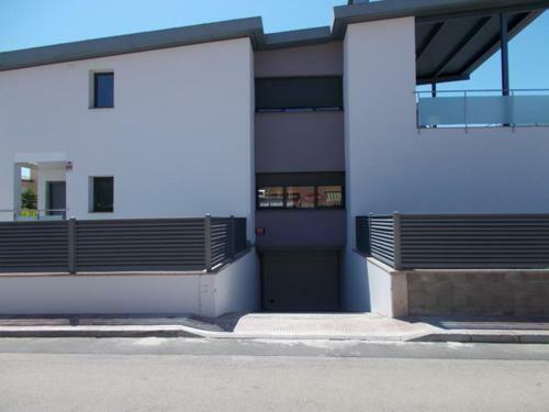 Villa Moderna Con Piscina Individual