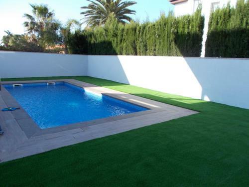 Villa Moderna Con Piscina Individual