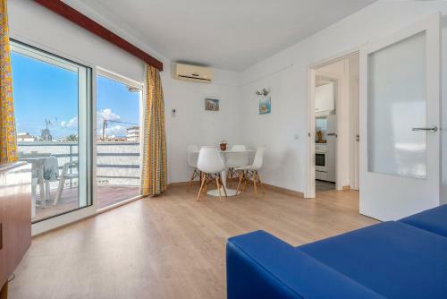 Hauzify I Apartaments Estela