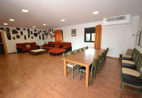 Villa de Tres Casas Con Padel Y Piscina