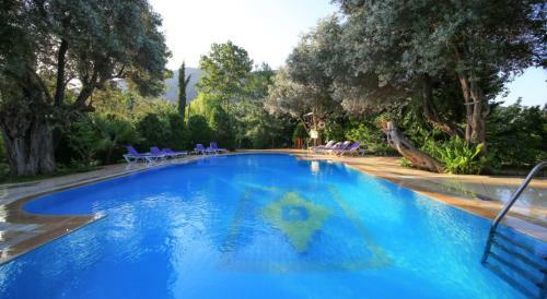 Kizilbuk Ahsap Evleri