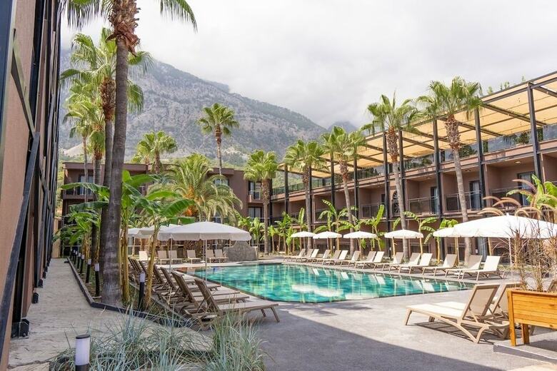 Hotel Golden Sun