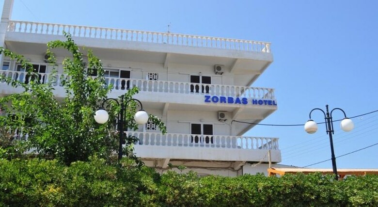 Zorbas Hotel