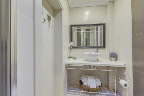 Posada Agva Greenline Guesthouse