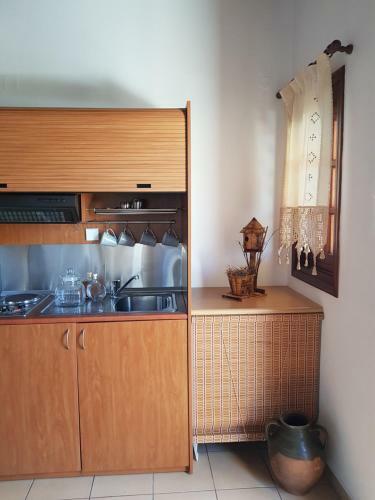 Hostal Alykes Studios