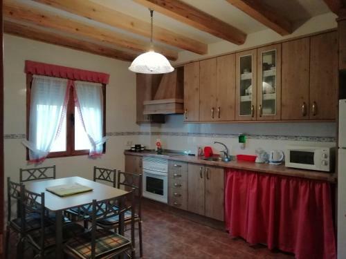Agroturismo Las Casonas De Chavida