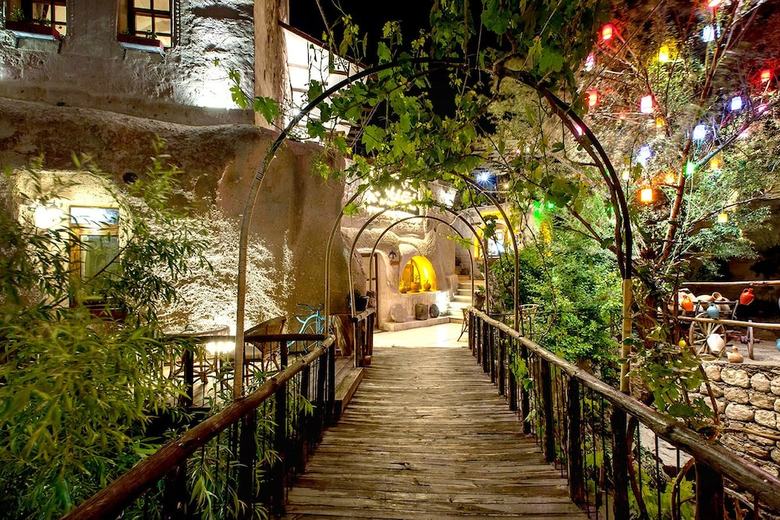 Oyku Evi Cave Hotel