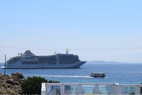 Hotel Akti Irini