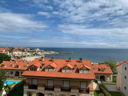 Apartamento D�plex En Comillas. Urb Balc�n Del Cant�brico