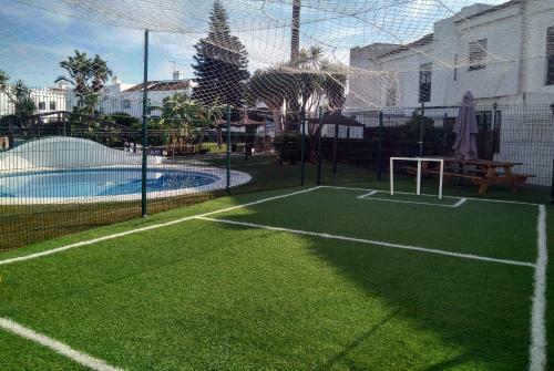 Alojamiento Con Piscina Para Grandes Grupos