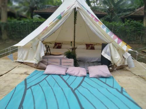 Glamping Resort @ Kranji