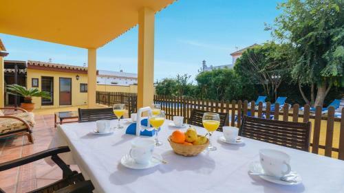 Chalet Carbonera Conil de La Frontera By Ruralidays