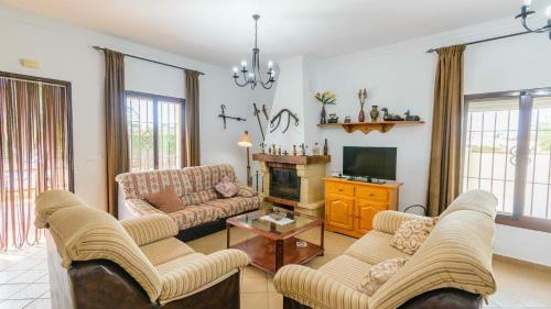 Chalet Carbonera Conil de La Frontera By Ruralidays