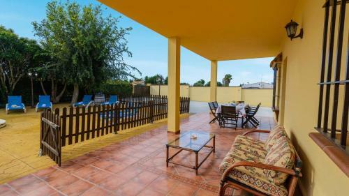 Chalet Carbonera Conil de La Frontera By Ruralidays