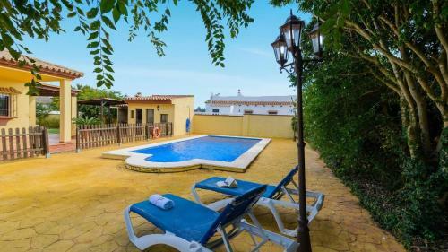 Chalet Carbonera Conil de La Frontera By Ruralidays