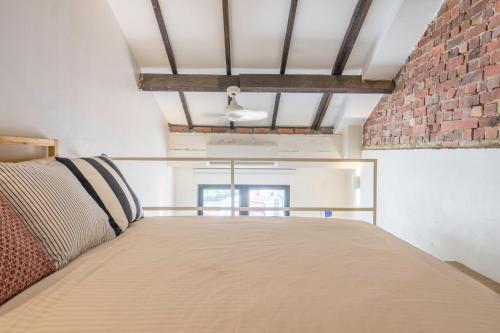 Hotel Vista Studio Loft Suites (staycation Approved)