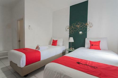 Hotel Reddoorz At Sani Guest House