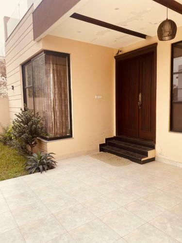 Fully Serviced 2 Br Independent Portion In Wapda City