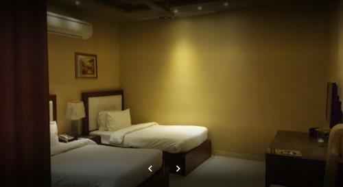 Grand Regent Hotel And Suites
