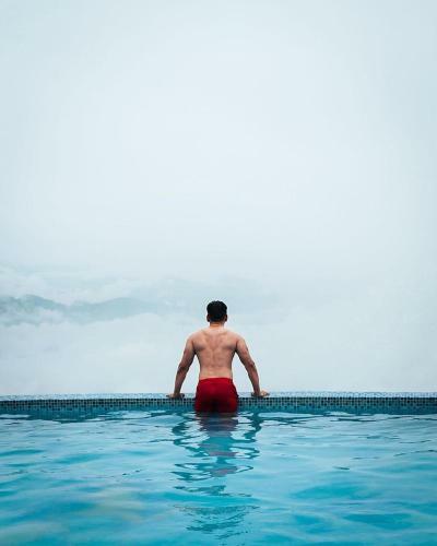 Hotel Himalaya Drishya Resort