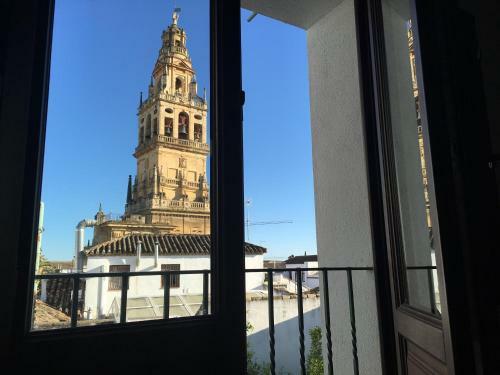 Apartamentos La Hoguera