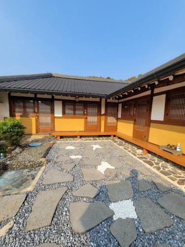 Hostal Harokdang