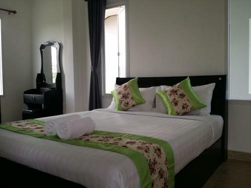 For Friends House 1006