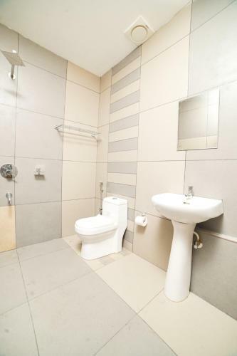 Hotel Oceana Hills Residency