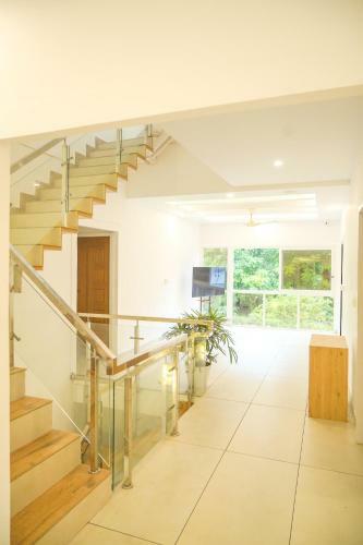 Hotel Oceana Hills Residency