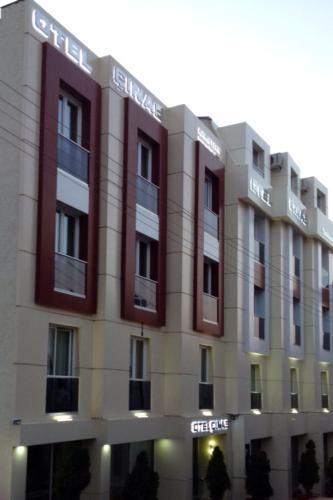 Cinas Hotel
