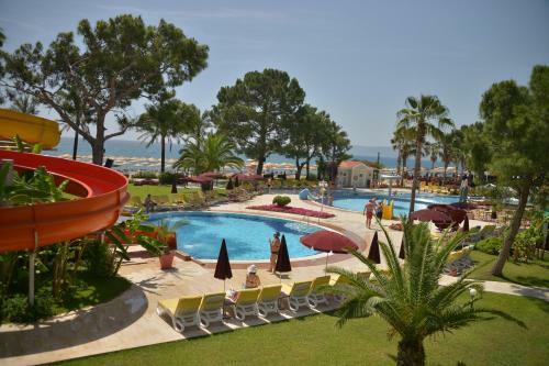 Hotel Club Boran Mare Beach