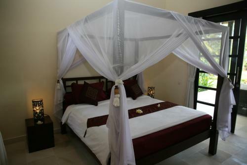 Villa Banjar Beach