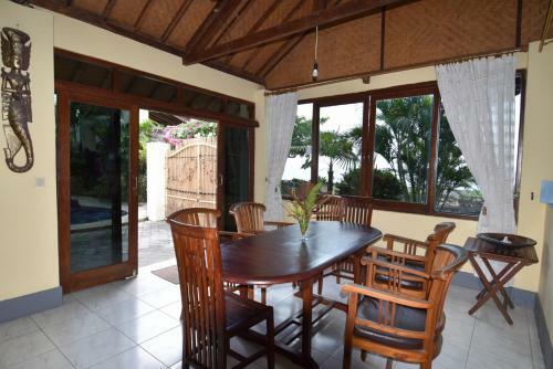 Villa Ganesha, Banjar Beach, Lovina