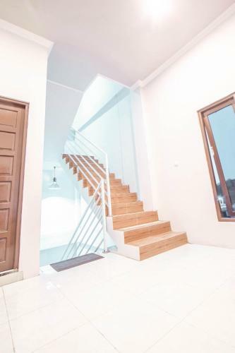 Hostal Krisan Guest House Syariah