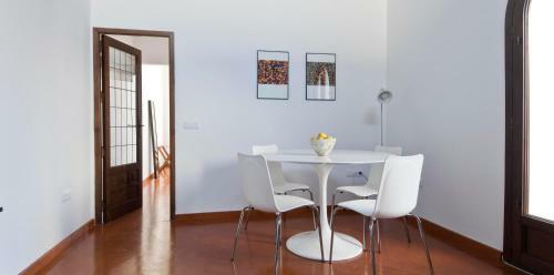 Entre 2 Mezquitas Apartamento 8