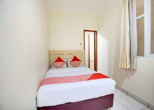 Oyo 2554 Hotel Arimbi Lama Dewi Sartika