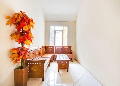 Oyo 2554 Hotel Arimbi Lama Dewi Sartika