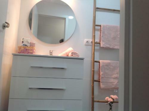 Pink Lemon Apartments